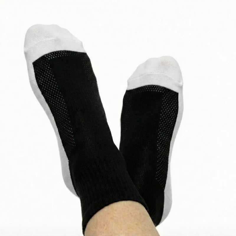 [Extra Roomy - Black / White]