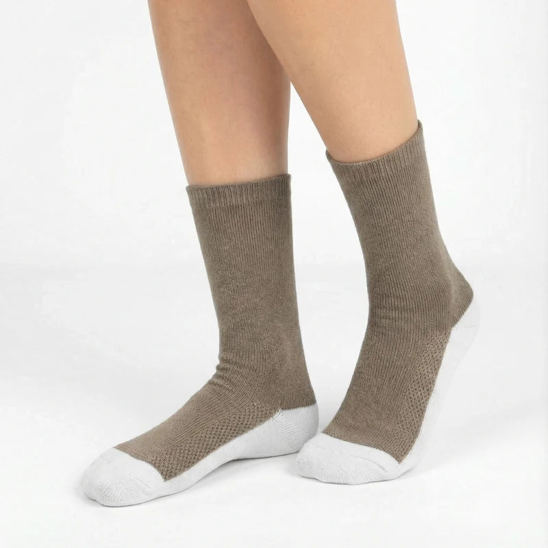 [Extra Roomy - Brown / White]